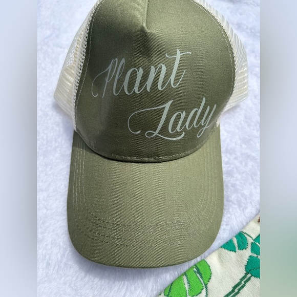 Womens Plant Lady Gardening Gift Set Hat and Socks - Picture 2 of 12